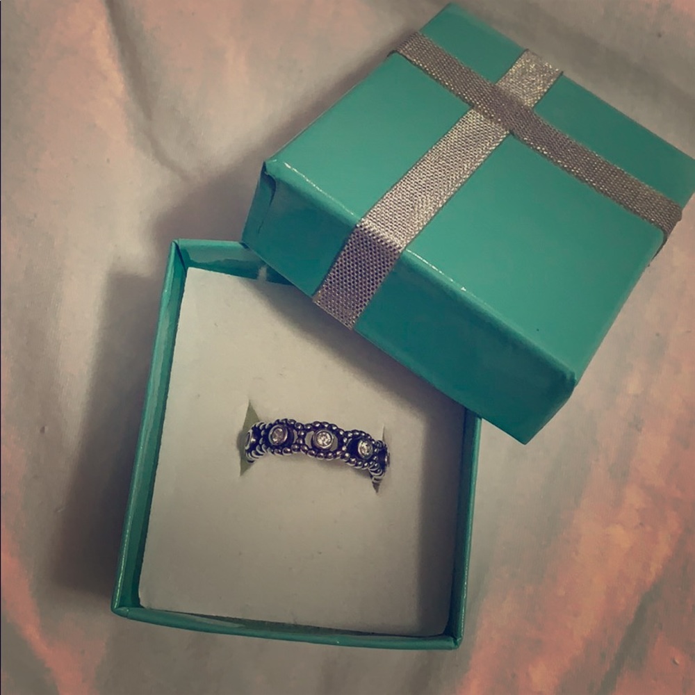 Pandora ring